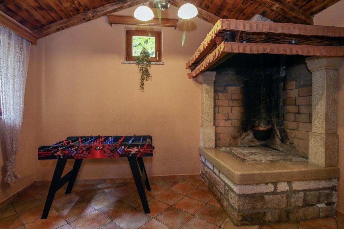 Dea In Kmeti Villa Zminj Exterior photo
